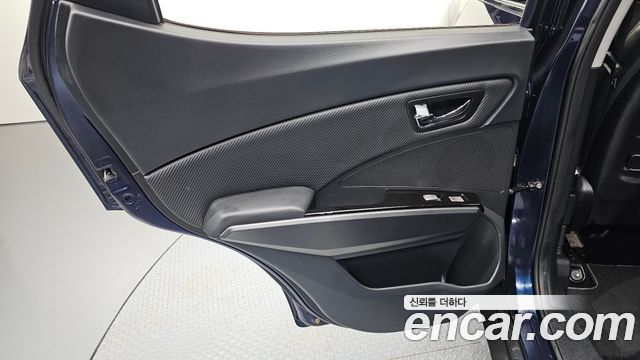 KG Mobility (SsangYong) Tivoli Air Diesel IX 2WD 2016 — фото 25
