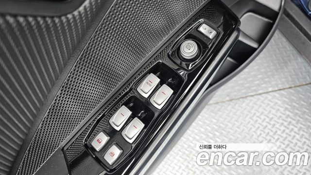 KG Mobility (SsangYong) Tivoli Air Diesel IX 2WD 2016 — фото 28