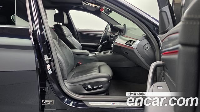 BMW 5 Series (G30) 520i M Sport 2023 — фото 26