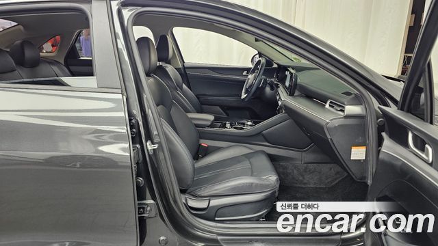 Kia K5 Hybrid (III) Prestige 2022 — фото 11