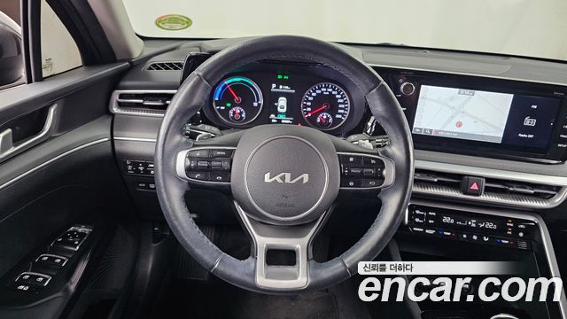 Kia K5 Hybrid (III) Prestige 2022 — фото 13