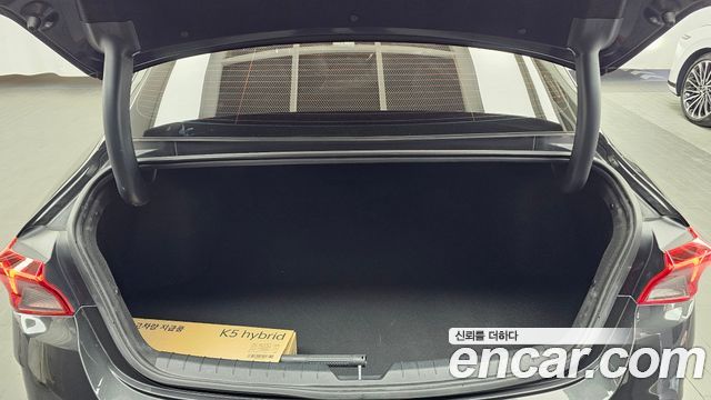 Kia K5 Hybrid (III) Prestige 2022 — фото 20
