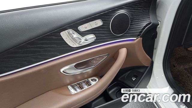 Mercedes-Benz E-Class (W213) E200 Avantgarde 2017 — фото 18