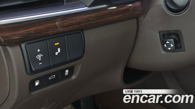 Kia K7 Hybrid Noblesse Special 2018 — фото 15