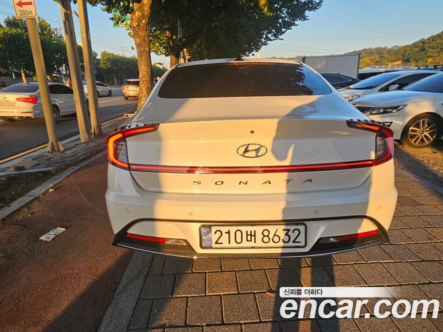Hyundai Sonata (DN8) 2.0 Premium 2021 — фото 4