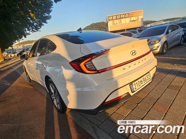 Hyundai Sonata (DN8) 2.0 Premium 2021 — фото 5
