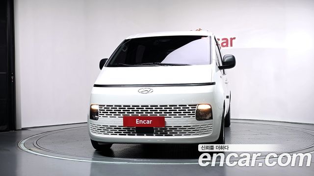 Hyundai Staria Cargo 5-Seater Smart 2023 — фото 3
