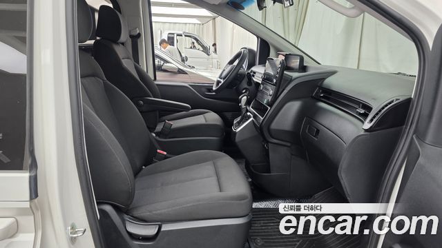 Hyundai Staria Cargo 5-Seater Smart 2023 — фото 11