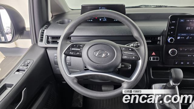 Hyundai Staria Cargo 5-Seater Smart 2023 — фото 13