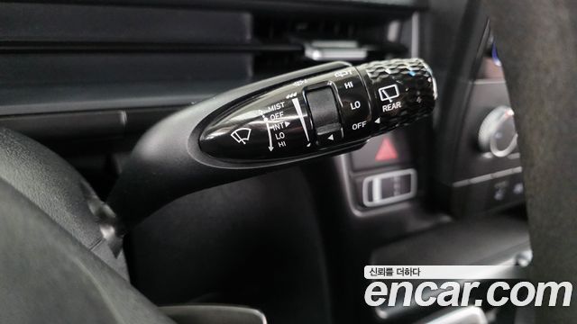Hyundai Staria Cargo 5-Seater Smart 2023 — фото 19