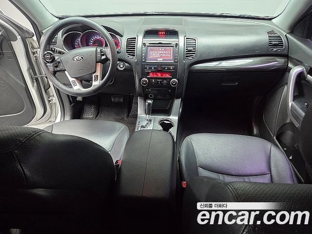 Kia Sorento R Diesel 2.0 2WD TLX Premium 2012 — фото 9