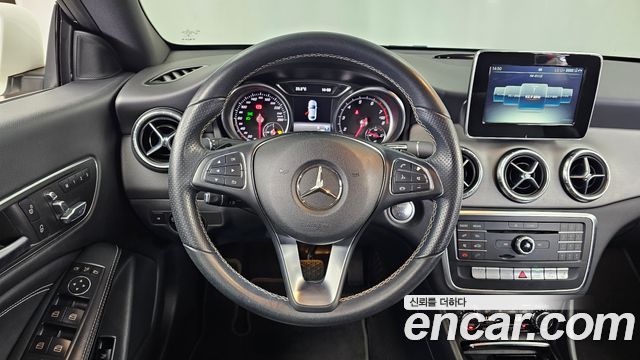 Mercedes-Benz CLA-Class (C117) CLA250 4MATIC 2017 — фото 13