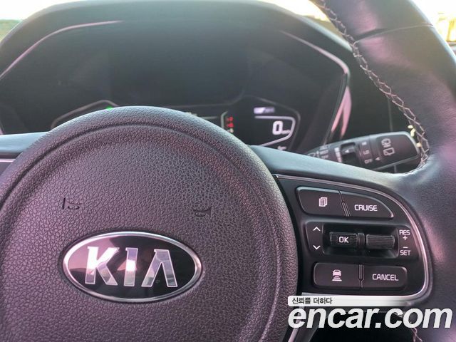 Kia Niro 1.6 HEV Noblesse Special 2020 — фото 22