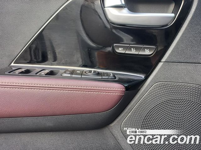 Kia Niro 1.6 HEV Noblesse Special 2020 — фото 23
