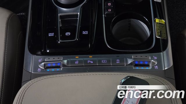 Kia Carnival (IV) Diesel 9-Seater Hi-Limousine Signature 2023 — фото 17