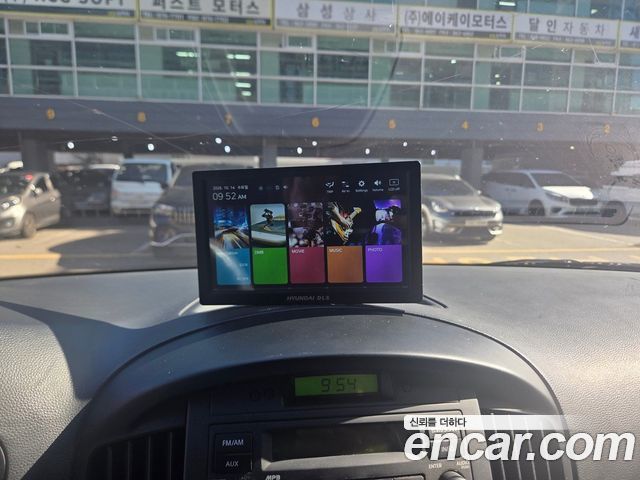 Hyundai Grand Starex 12-Seater Wagon CVX Deluxe 2015 — фото 21