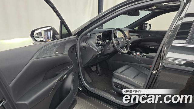 Lexus RX450h+ (V) Luxury 2024 — фото 10