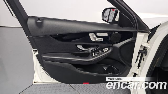 Mercedes-Benz C-Class (W205) C200 2018 — фото 24