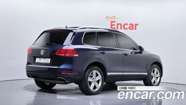 Volkswagen Touareg V6 3.0 TDI Bluemotion 7P5 2012 — фото 2