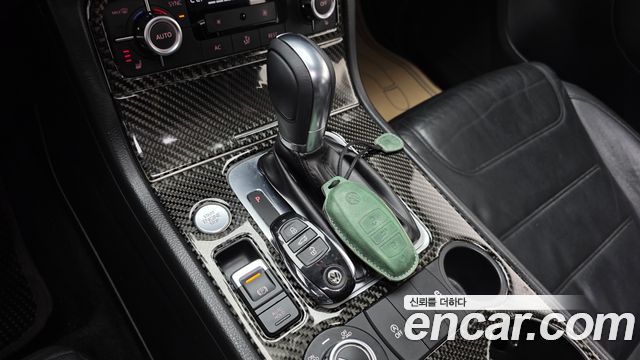 Volkswagen Touareg V6 3.0 TDI Bluemotion 7P5 2012 — фото 9