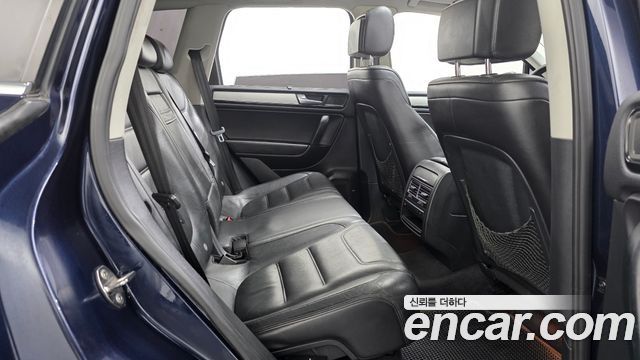 Volkswagen Touareg V6 3.0 TDI Bluemotion 7P5 2012 — фото 11