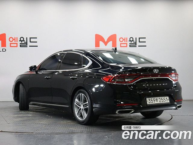 Hyundai Grandeur (IG) 2.4 Exclusive Special 2019 — фото 4