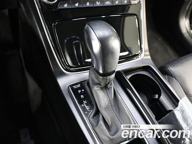 Hyundai Grandeur (IG) 2.4 Exclusive Special 2019 — фото 8