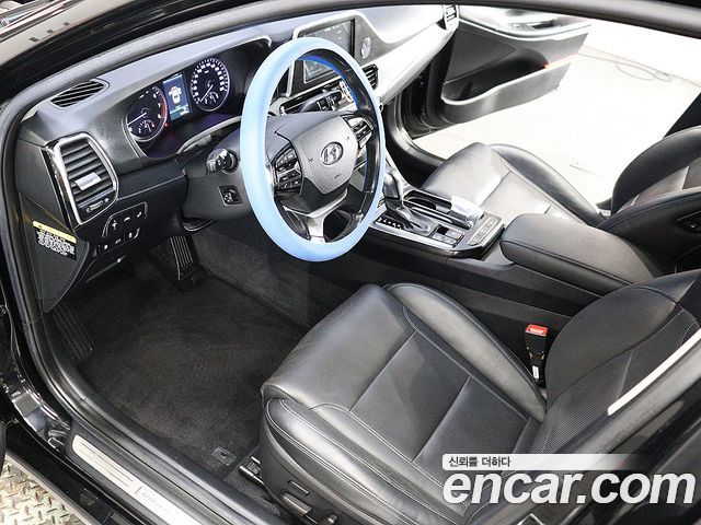 Hyundai Grandeur (IG) 2.4 Exclusive Special 2019 — фото 20