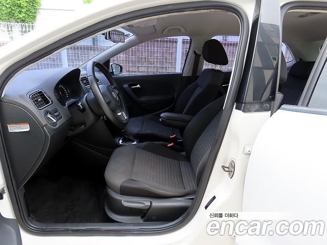Volkswagen Polo 1.4 TDI R-Line 5th 2014 — фото 5
