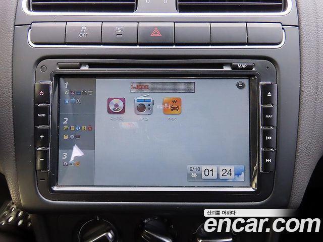 Volkswagen Polo 1.4 TDI R-Line 5th 2014 — фото 17