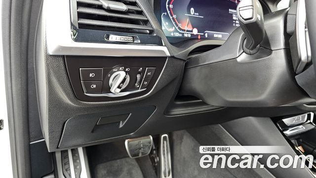 BMW X3 (G01) xDrive 20i M sports Online Exclusive Edition 2021 — фото 16