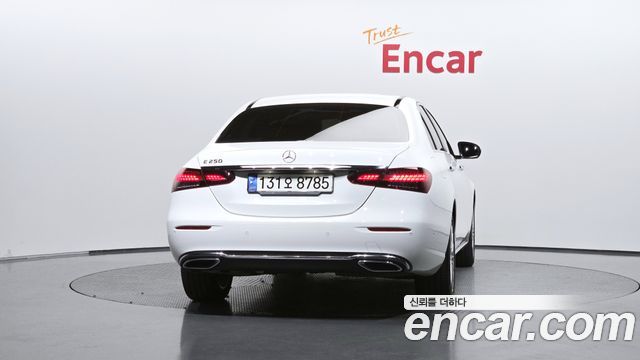 Mercedes-Benz E-Class (W213) E250 Exclusive 2022 — фото 4