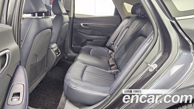Hyundai Sonata The Edge (DN8) 2.0 Exclusive 2024 — фото 12