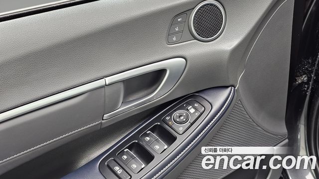 Hyundai Sonata The Edge (DN8) 2.0 Exclusive 2024 — фото 17