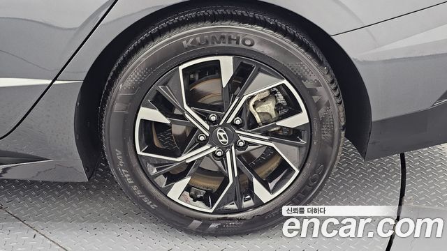 Hyundai Sonata The Edge (DN8) 2.0 Exclusive 2024 — фото 21