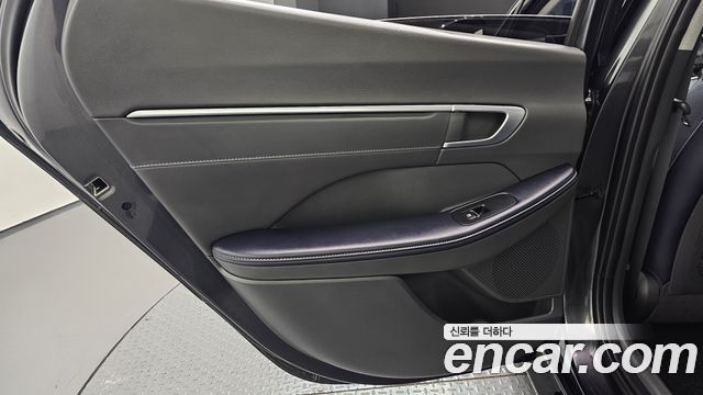 Hyundai Sonata The Edge (DN8) 2.0 Exclusive 2024 — фото 25