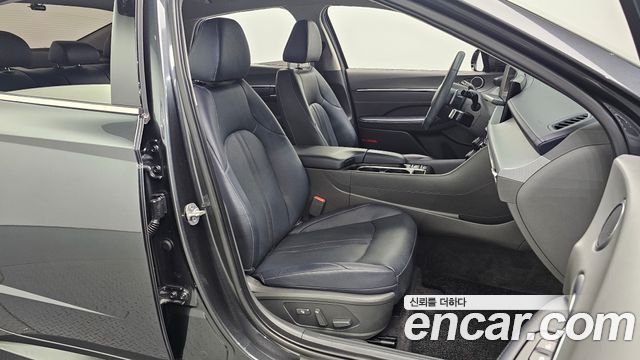 Hyundai Sonata The Edge (DN8) 2.0 Exclusive 2024 — фото 26