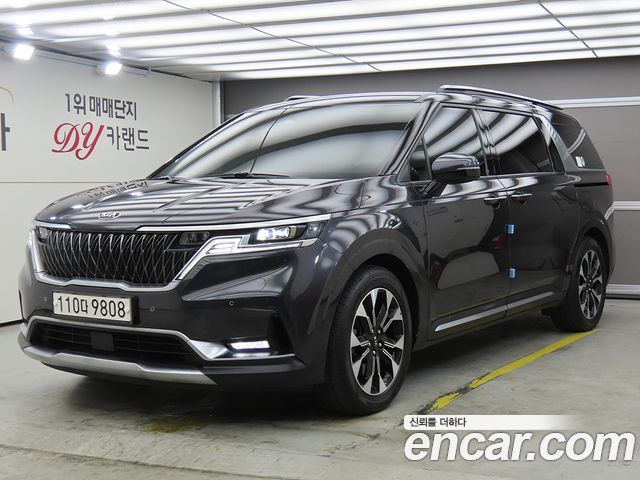 Kia Carnival (IV) Gasoline 9-Seater Signature