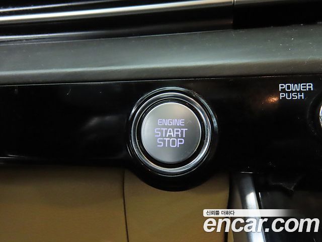 Kia Carnival (IV) Gasoline 9-Seater Signature 2021 — фото 19