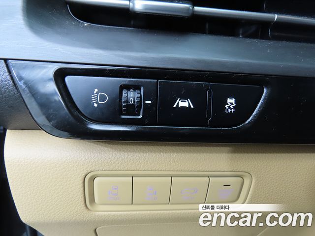 Kia Carnival (IV) Gasoline 9-Seater Signature 2021 — фото 20