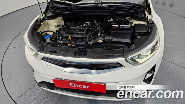 Kia Stonic 1.4 Prestige 2020 — фото 6