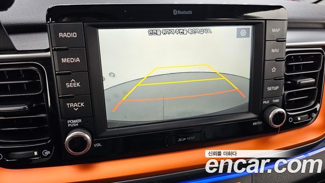 Kia Stonic 1.4 Prestige 2020 — фото 15