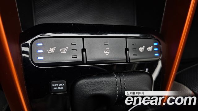 Kia Stonic 1.4 Prestige 2020 — фото 16