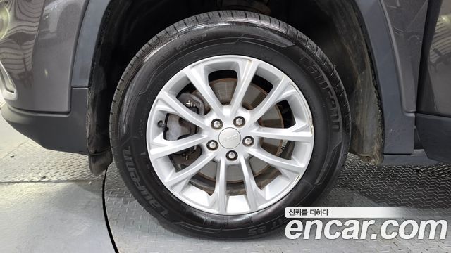 Jeep Cherokee (KL) 2.4 Longitude AWD 2019 — фото 5