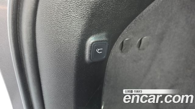 Jeep Cherokee (KL) 2.4 Longitude AWD 2019 — фото 18