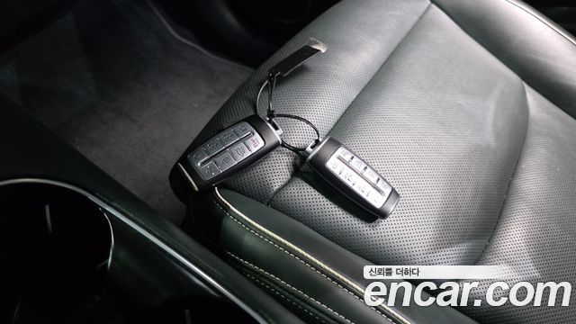 Genesis Electrified (GV70) e-AWD 2022 — фото 16