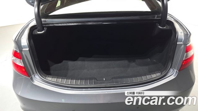 Hyundai Grandeur (HG) HG240 Modern 2016 — фото 16