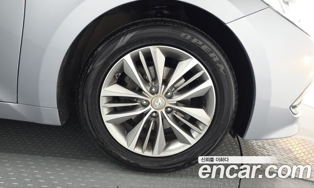 Hyundai Grandeur (HG) HG240 Modern 2016 — фото 21