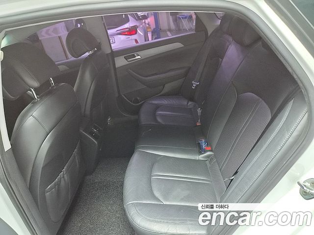 Hyundai Sonata (LF) LPI Premium 2017 — фото 10