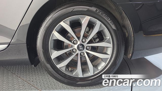 Hyundai Grandeur (HG) HG240 Luxury 2012 — фото 21
